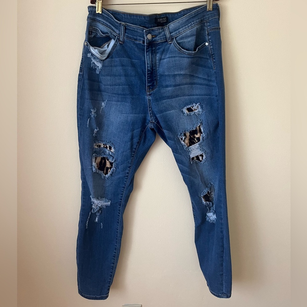 Judy Blue Skinny Fit Jeans 16W Distressed Animal Print